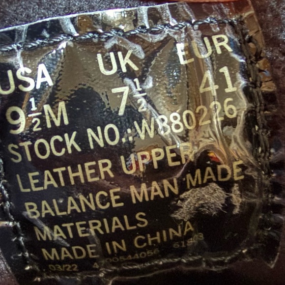 Wolverine Black and Tan Ankle Boots NWOT. - Picture 3 of 12